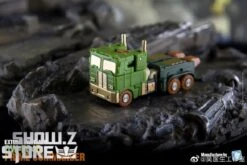 Dr.Wu DW-E04D Prime Commander Optimus Prime W/ Trailer -Toy Figure Store 131a5ae228