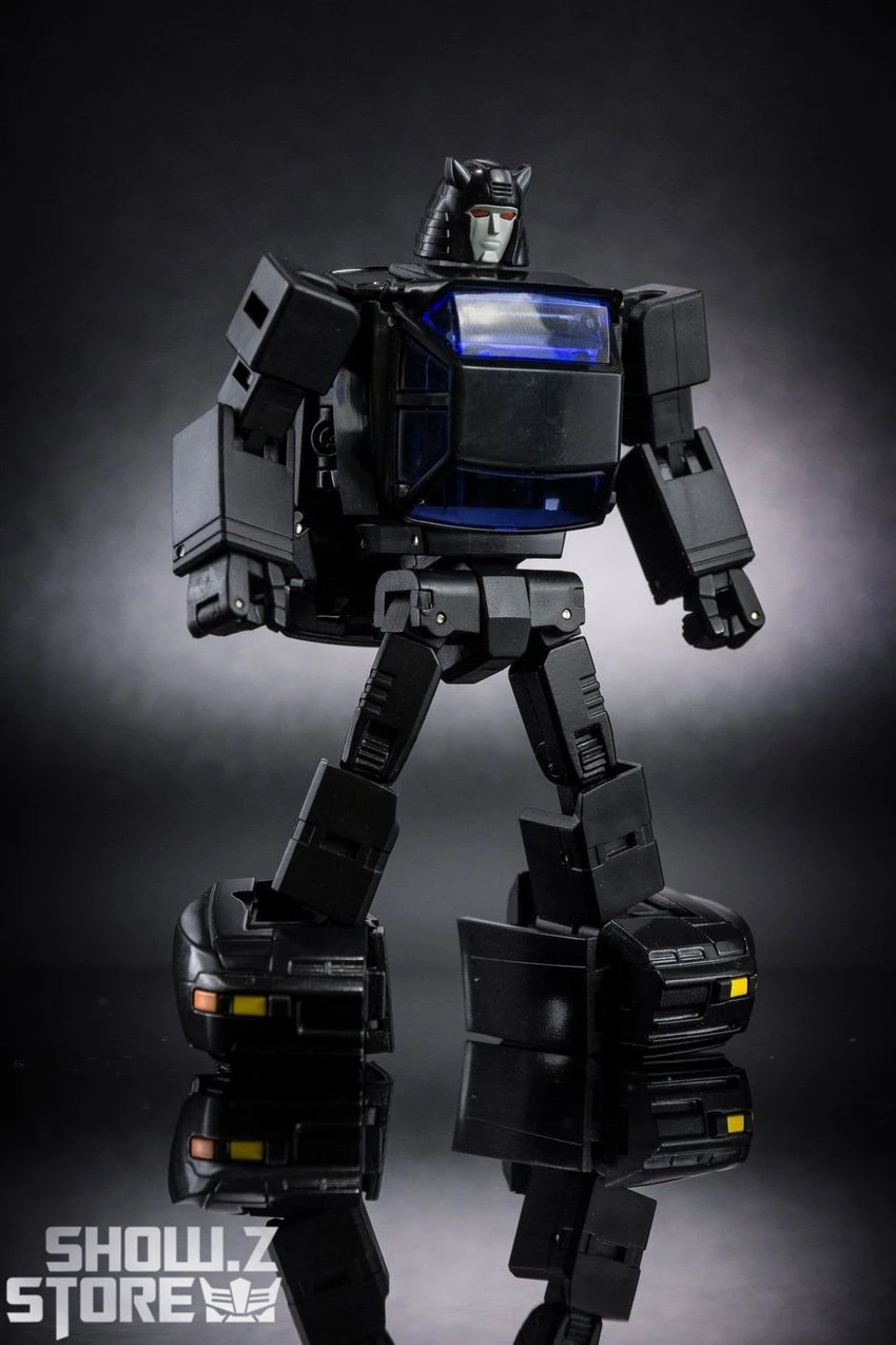 XTransbots MM-10C Toro Cliffjumper Clone Version 3 XTransbots MM-10C Toro Cliffjumper Clone Version - Image 3