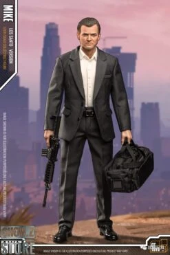 CCToys 1/6 Grand Theft Auto V Michael De Santa -Toy Figure Store 24572ba3b4
