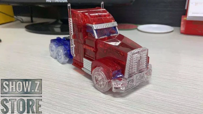 APC Toys APC-001 Attack Prime TFP Optimus Prime Clear Version W/ Clear Wheels 10 APC Toys APC-001 Attack Prime TFP Optimus Prime Clear Version W/ Clear Wheels - Image 10