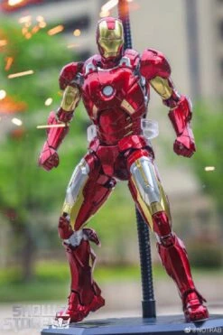 Eastern Model 1/9 Iron Man Mark 7 Model Kit -Toy Figure Store 83ee3c38a3
