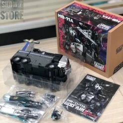 FansHobby FH MB-11A MB11A Black God Armor God Bomber Master Builder -Toy Figure Store 935fb19541