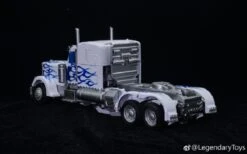 LegendaryToys LT02-W Optimus Prime MPM-04 White Version -Toy Figure Store 940e0a3921
