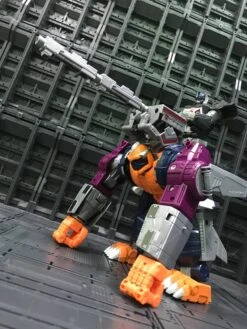 Hasbro PP-27 PP27 Optimal Optimus Power Of Prime Leader Class -Toy Figure Store 9cdb559c9e