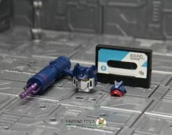 Model Model-002 MP13 Soundwave Upgrade Kits /w Lit Heads, Extra Pistol And Cassette 11 Model Model-002 MP13 Soundwave Upgrade Kits /w Lit Heads, Extra Pistol And Cassette -Toy Figure Store 9db328328a