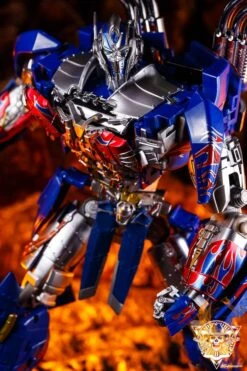 AlienAttack Toys AAT A-01CC Optimus Prime -Toy Figure Store b530d8ee69