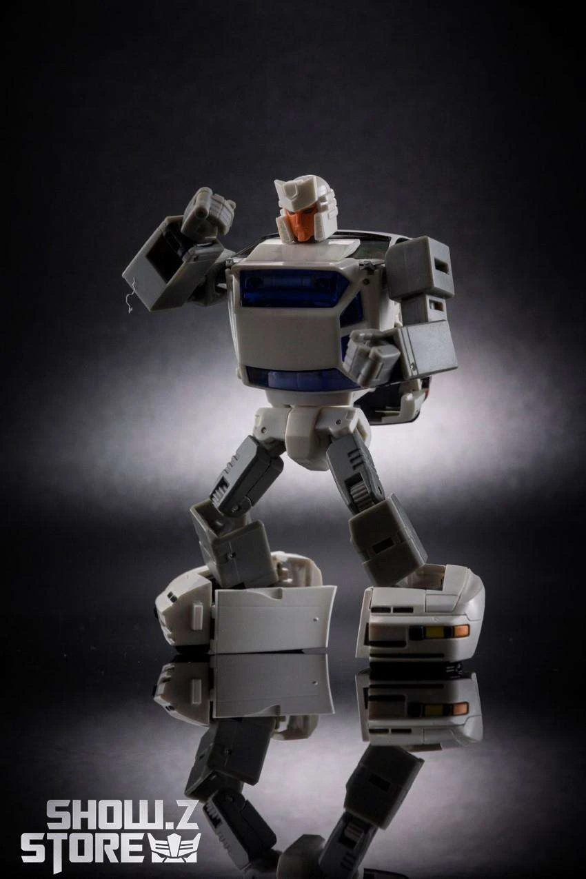 XTransbots MM-10W Coprimozzo Hubcap White Version 7 XTransbots MM-10W Coprimozzo Hubcap White Version - Image 7