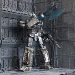 Weijiang WJ MPP10W Oversized Heaven Commander Ultra Magnus Extremely Damaged Version -Toy Figure Store e5037f607b