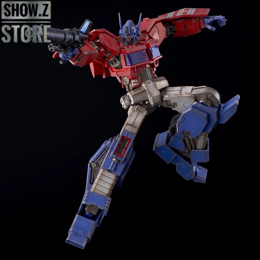 Flame Toys Furai Model IDW Optimus Prime Battle Damaged Version 3 Flame Toys Furai Model IDW Optimus Prime Battle Damaged Version - Image 3